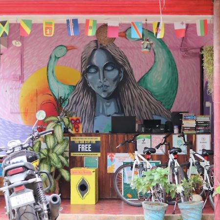 Hostelexp, Varkala - A Beach Town Hostel Dış mekan fotoğraf
