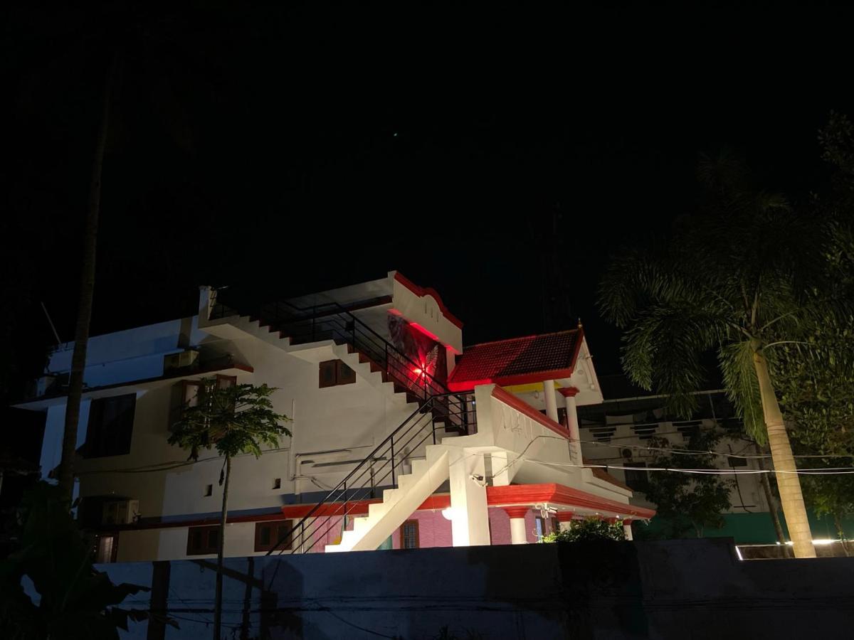 Hostelexp, Varkala - A Beach Town Hostel Dış mekan fotoğraf