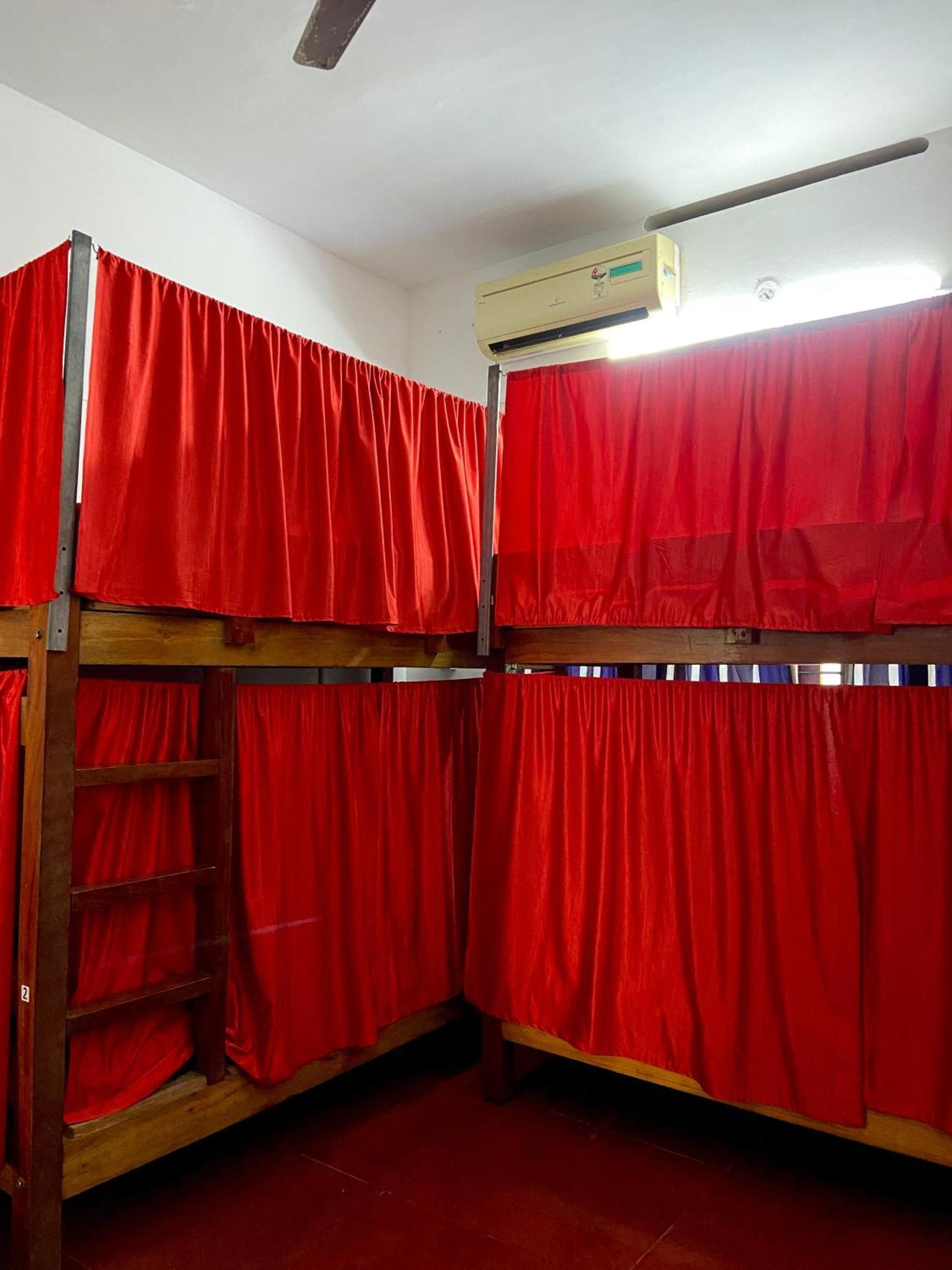 Hostelexp, Varkala - A Beach Town Hostel Dış mekan fotoğraf
